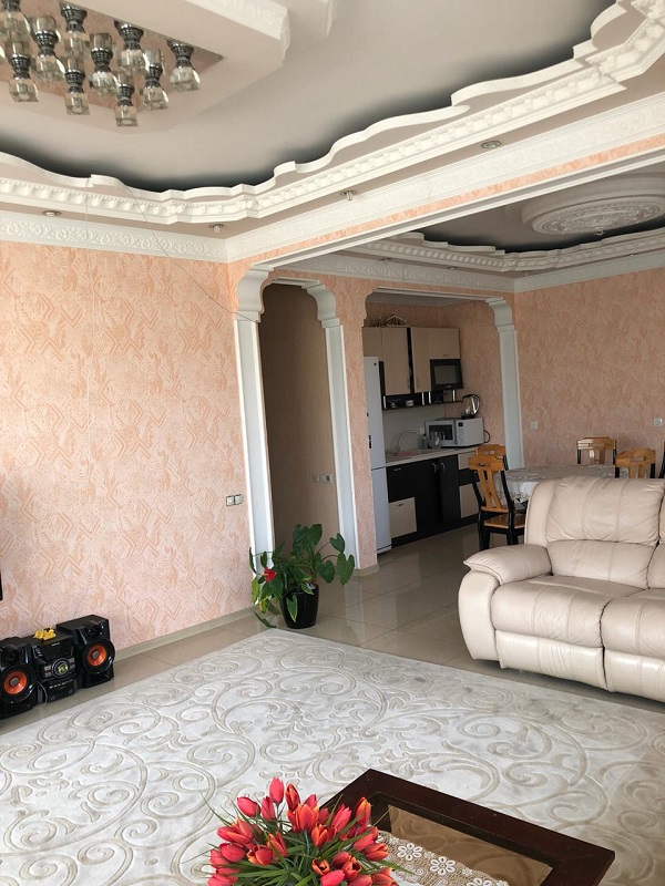 Сдам - Аренда 3-х комнатной квартиры в центральном Сочи с дизайнерским ремонтом -Волжская - цена: 50000