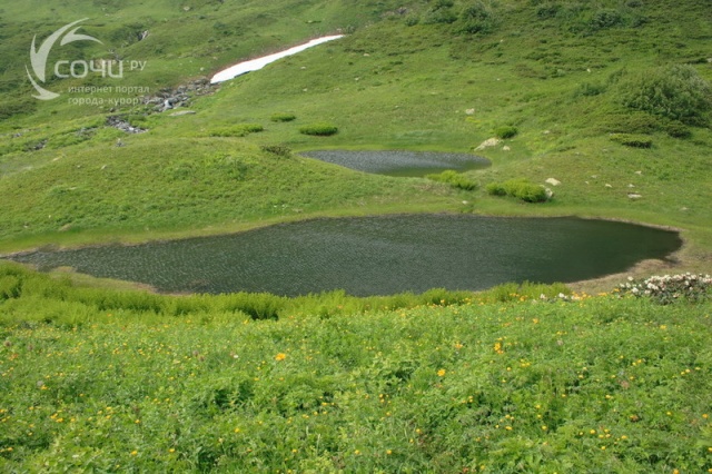 Озера Двуликое и Верхнее (долина Дзитаку)