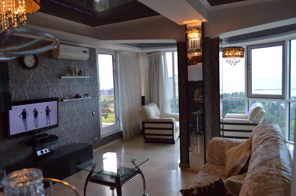 Продам - Квартира с ремонтом -Первомайская - цена: 13500000