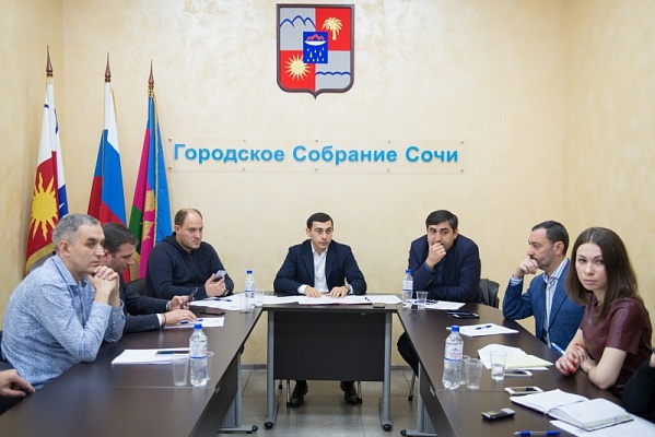 Совместная реализация проекта "Юридическая приемная" с Советом молодых депутатов