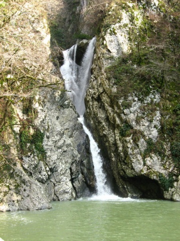 Агурский водопад (Хоста)