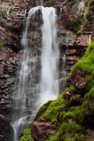 Безымянный водопад на горе Аибга (Красная Поляна)