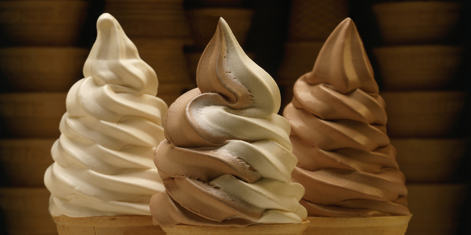 Soft serve. Мягкое мороженое. Мороженое фрезерное. Реклама мягкого мороженого. Мягкое мороженое Тамбов.