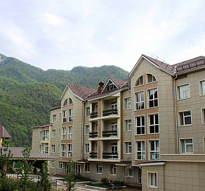 В Сочи отметили 100-летний юбилей краснополянской больницы