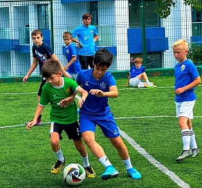 В Сочи стартовал этап Всекубанского турнира по футболу среди детских дворовых команд 