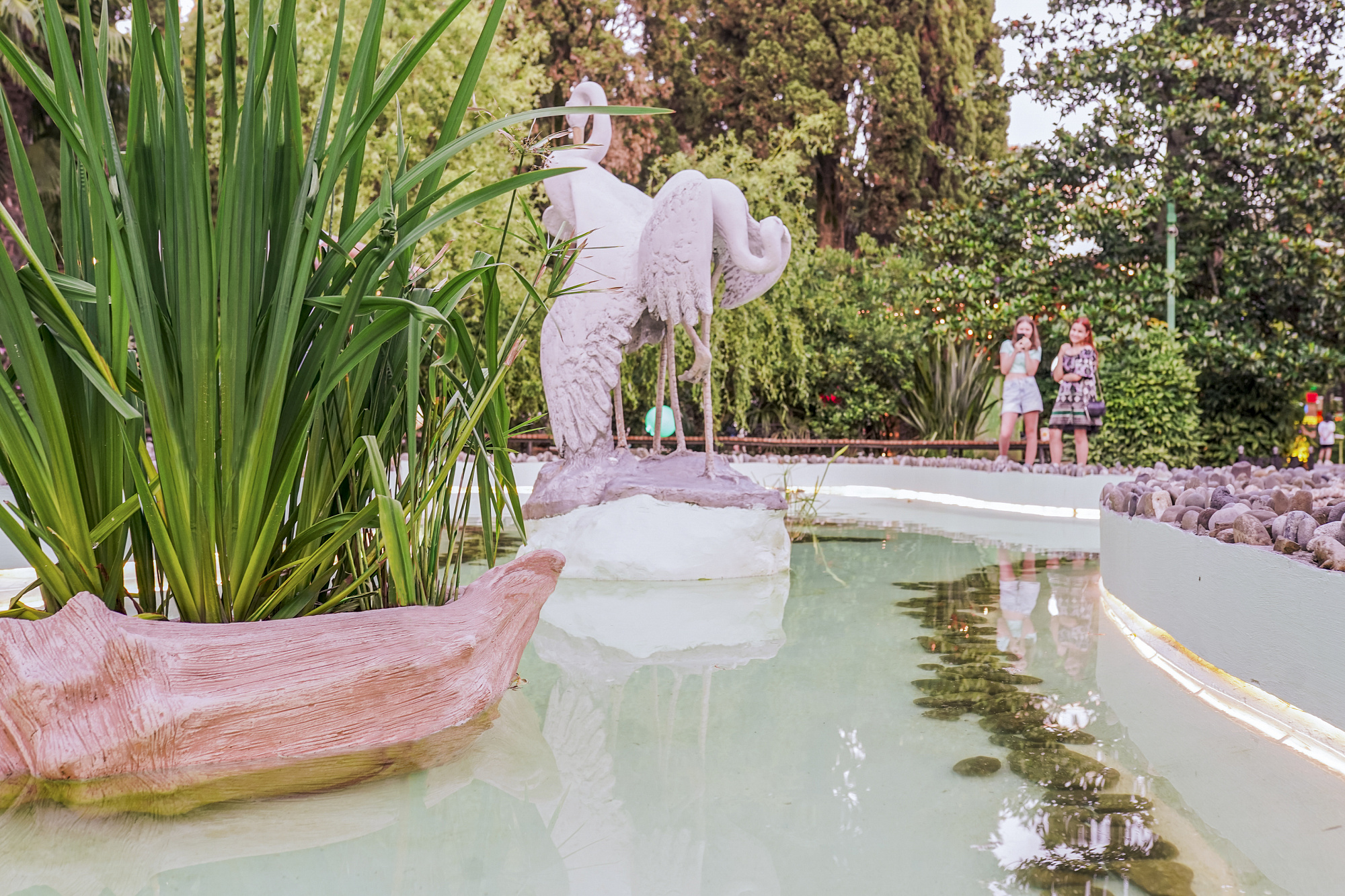 сочи олимпия парк. туры в сочи на майские праздники. достопримечательности сочи адлер олимпийский парк. набережная сочи 2022. фонтан адлер олимпийский парк.