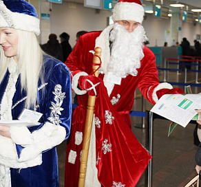 «Победа» бесплатно перевезет пассажиров в костюмах Деда Мороза и Снегурочки
