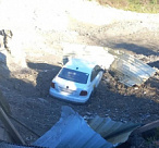 В Сочи такси с пассажирами упало в овраг 
