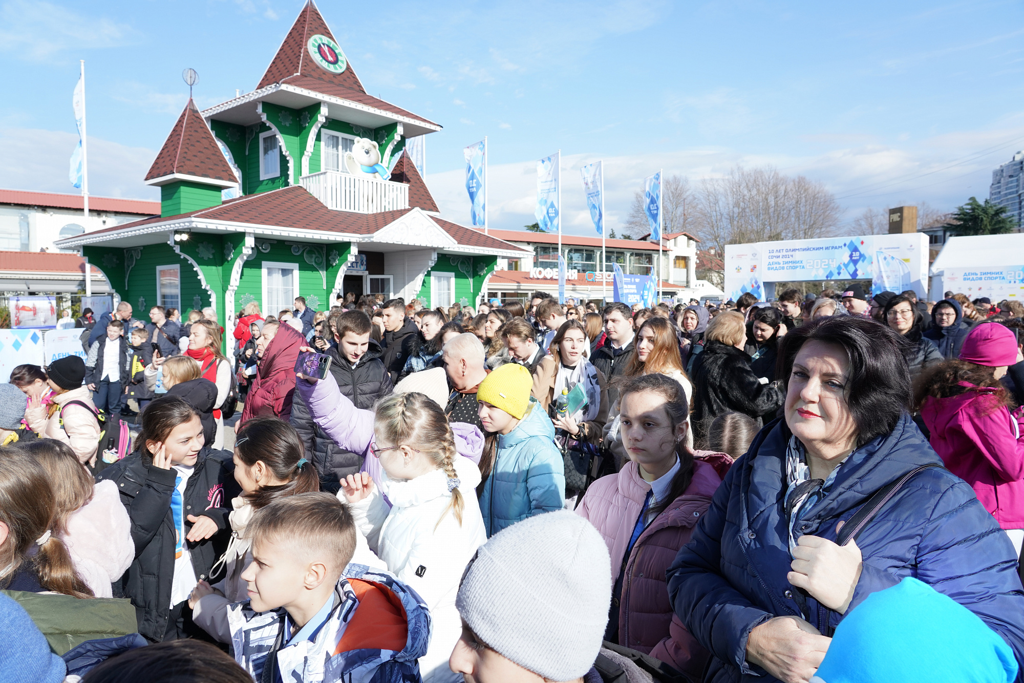 Политические новости: В Сочи в юбилей Олимпиады-2014 проходит День зимних  видов спорта