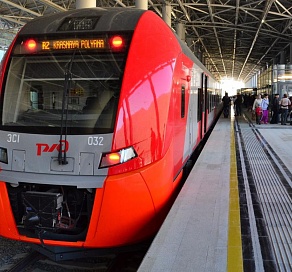 Расписание двух пригородных поездов в Сочи состыковано для удобства пассажиров