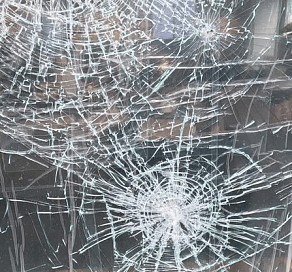 В Сочи зафиксировали повреждения после атаки БПЛА