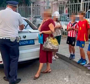 В Сочи задержали школьников, которые мыли авто за деньги