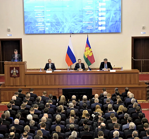 Глава Сочи Андрей Прошунин принял участие в подведении итогов работы исполнительных органов Краснодарского края в 2025 году