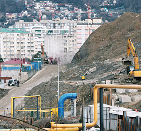 На обходе Адлера возводят самую длинную эстакаду