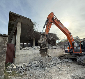В Сочи с начала года снесено 126 объектов самовольного строительства