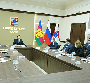 Глава Сочи Алексей Копайгородский поставил задачи на год ведомствам мэрии и главам районов