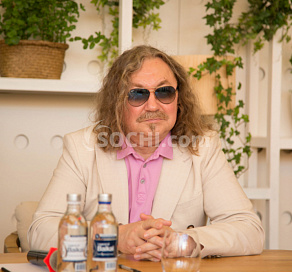 Ресторан в Сочи проиграл спор о названии «Дельфин и русалка»