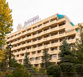 Глава Сочи Алексей Копайгородский посетил санаторий «Заполярье», где в бархатный сезон фиксируется 100% загрузка