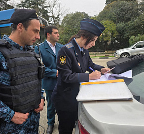 В Сочи в ходе очередного рейда «Дорожный пристав» наложен арест на автомобили должников