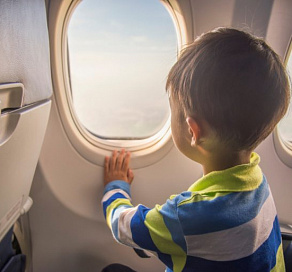 Изменились правила перелета пассажиров с детьми 