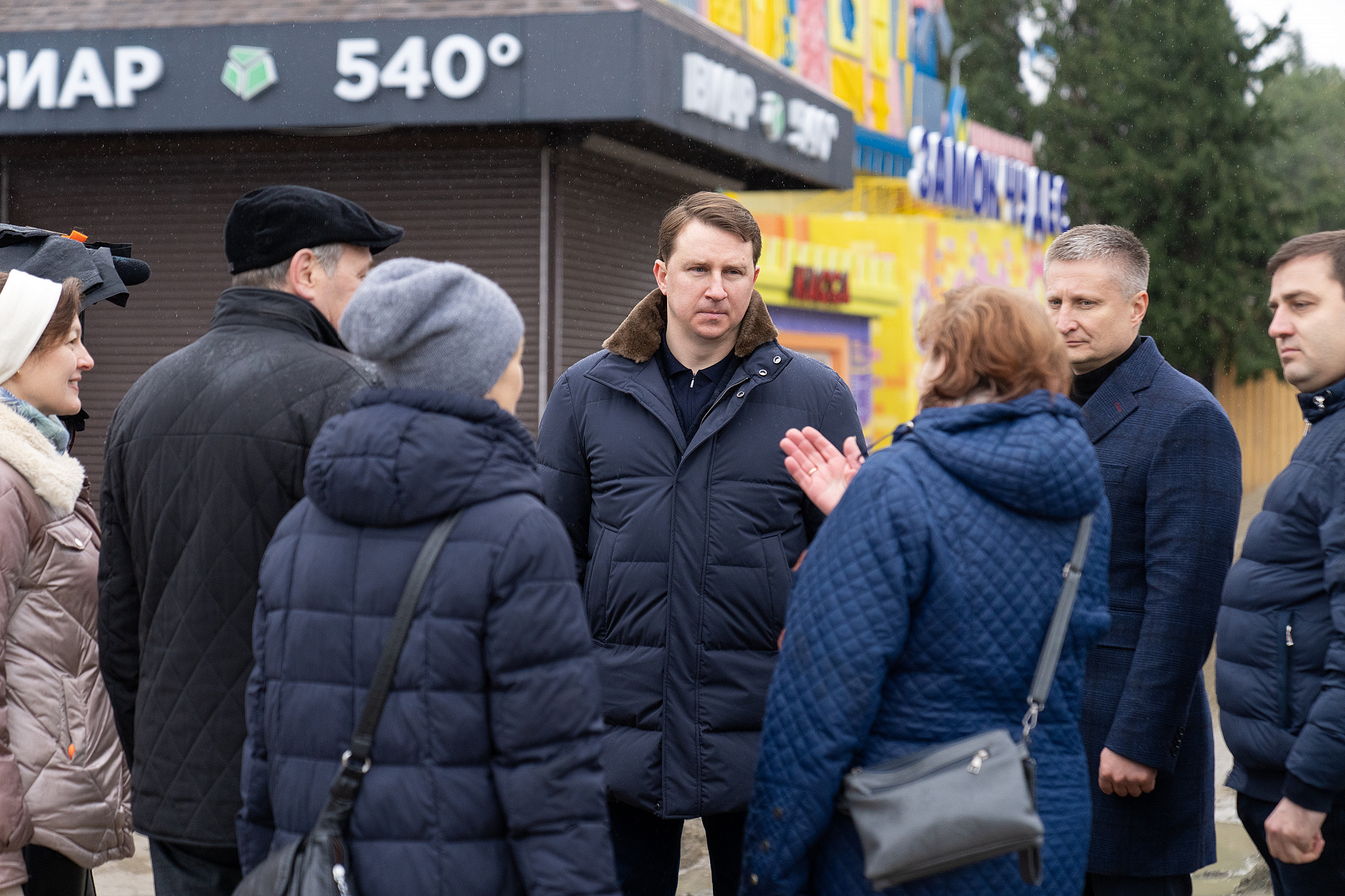 Глава Сочи Алексей Копайгородский проинспектировал ход благоустройства  парка 30-летия Победы в Лазаревском | 26.01.2024 | Сочи - БезФормата