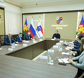 Глава Сочи Алексей Копайгородский провел совещание по переселению граждан из аварийного фонда