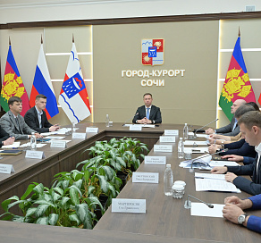 Глава Сочи Андрей Прошунин провел совещание по контролю за сроками реализации инвестпроектов