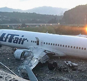 Пассажиры загоревшегося при посадке самолета в Сочи подают в суд на авиакомпанию