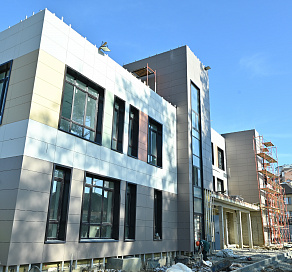 Глава Сочи Андрей Прошунин: «Новый детский сад в Адлерском районе готов на 82%»