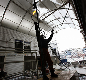 В Сочи снесли рынок, где торговали суррогатной чачей