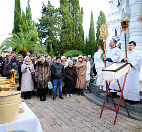 В 37 храмах Сочи прошли богослужения в честь Крещения Господня