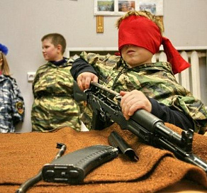 В школах введут начальную военную подготовку