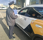 В Сочи в преддверии старта зимнего сезона проведены рейды против незаконных перевозчиков на объектах транспорта
